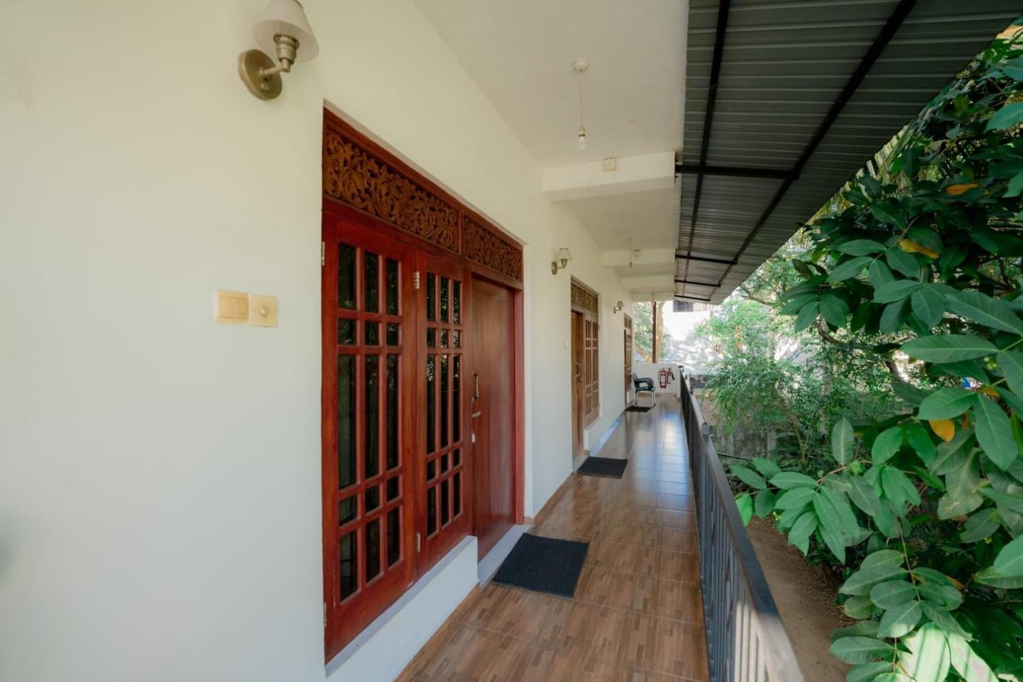 Suwani Pinnawala Homestay Eksteriør bilde