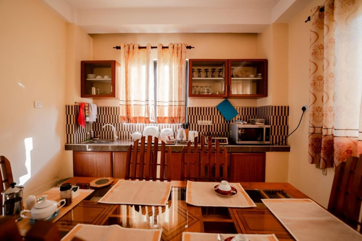 Suwani Pinnawala Homestay Eksteriør bilde